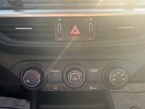 Used 2020 Kia Forte LXS image 15