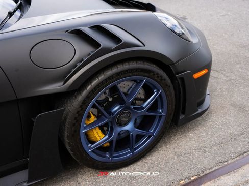 Used 2024 Porsche 911 GT3 RS RWD image 8
