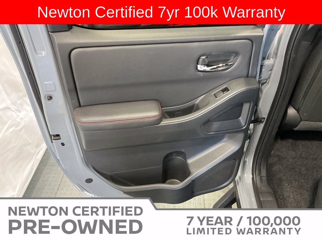 Used 2023 Nissan Frontier PRO-4X w/ Tow Package AWD/4WD image 40
