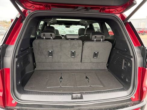 Used 2024 GMC Acadia Denali w/ Super Cruise Package image 27