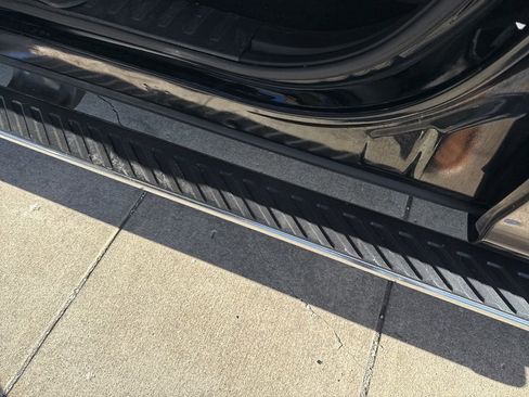 Used 2016 Ford F150 XLT w/ Equipment Group 302A Luxury image 11