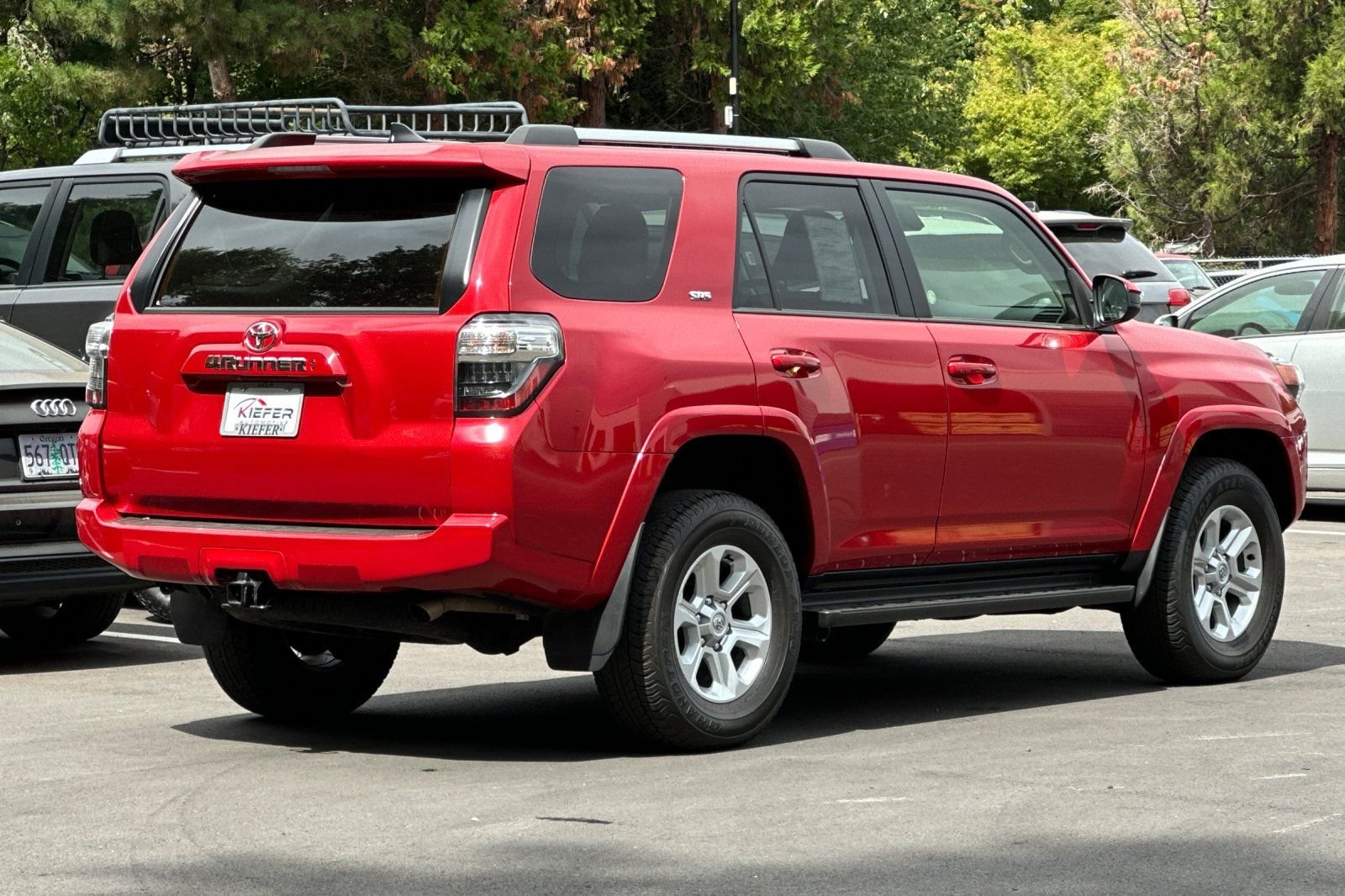 Used 2024 Toyota 4Runner SR5 AWD/4WD image 4