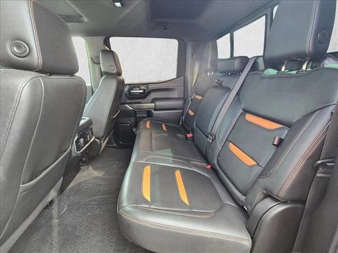 Used 2021 GMC Sierra 1500 AT4 w/ AT4 Premium Package AWD/4WD image 16
