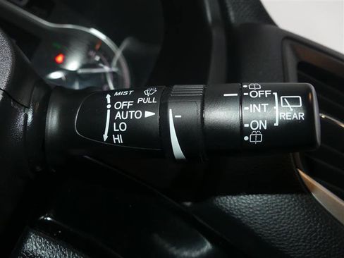 Used 2018 Honda Pilot Elite image 37