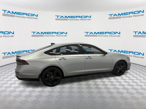 Used 2024 Honda Accord Sport image 6