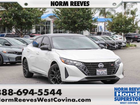 Used 2025 Nissan Sentra SR w/ Midnight Edition FWD image 1