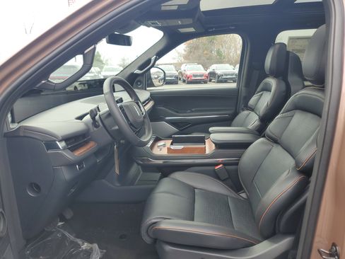 New 2026 Lincoln Navigator Black Label image 12