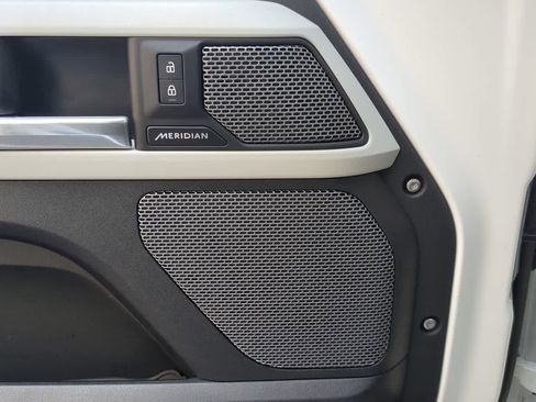 Certified 2024 Land Rover Defender 110 S image 32