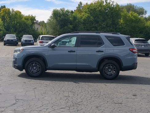 Used 2026 Honda Pilot TrailSport image 9