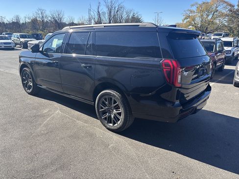 New 2025 Ford Expedition Max Platinum w/ Stealth Performance Package image 6