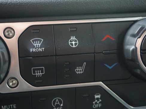 Used 2024 Jeep Wrangler Sahara w/ Technology Group image 29