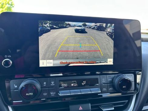 Certified 2024 Toyota Grand Highlander AWD image 22