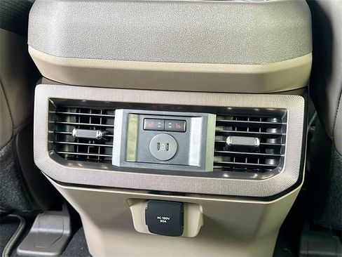 Used 2026 Ford F450 Platinum w/ Platinum Plus Package image 31