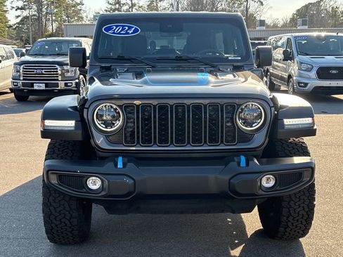 Used 2024 Jeep Wrangler Unlimited Rubicon 4xe w/ Technology Group image 8