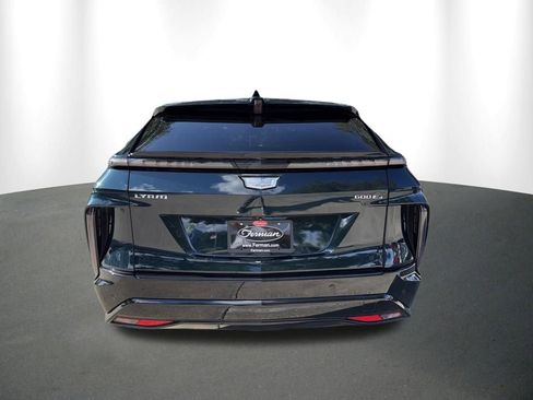 Used 2024 Cadillac Lyriq Sport AWD/4WD image 15