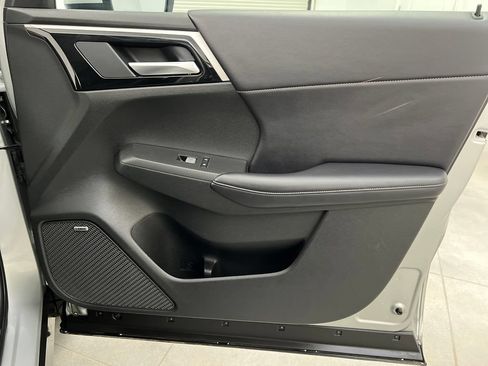 Used 2025 Mitsubishi Outlander SE FWD image 33