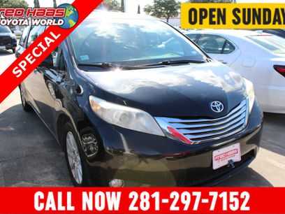 Used 2012 Toyota Sienna Limited w/ Premium Pkg