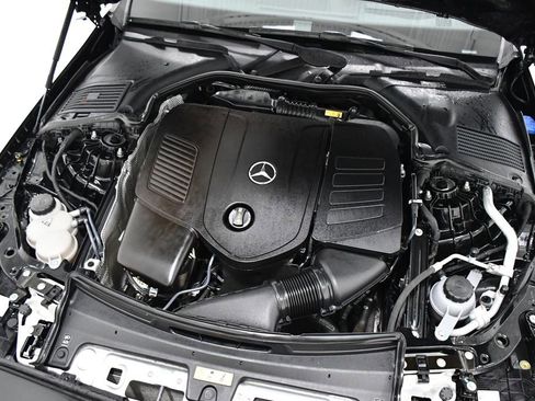 Used 2023 Mercedes-Benz C 300 4MATIC Sedan image 6