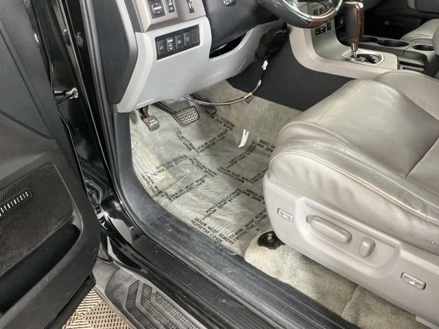 Used 2010 Toyota Sequoia Platinum AWD/4WD image 12