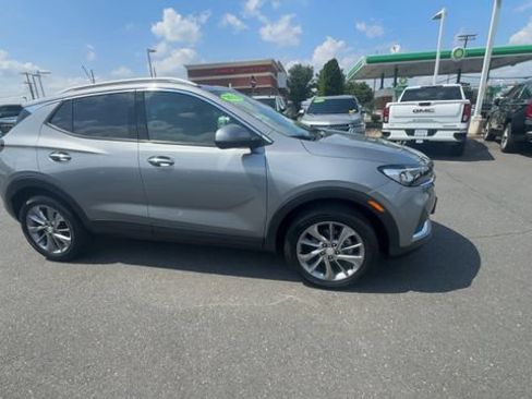 Used 2023 Buick Encore GX Essence w/ Experience Buick Package AWD/4WD image 9