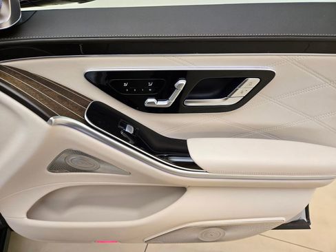 Used 2024 Mercedes-Benz Maybach S 580 4MATIC image 28