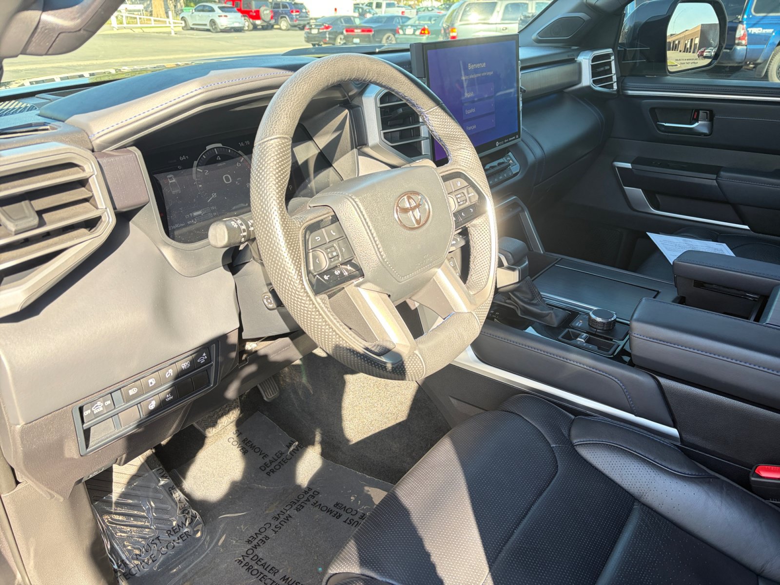 Used 2024 Toyota Tundra Platinum AWD/4WD image 10