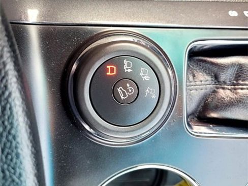 Certified 2017 Ford Explorer Sport w/ Equipment Group 401A image 19