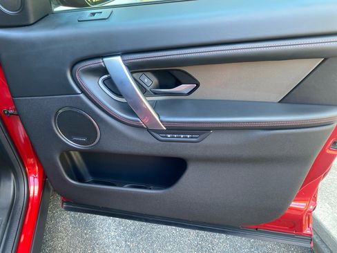 Used 2020 Land Rover Discovery Sport SE R-Dynamic image 26