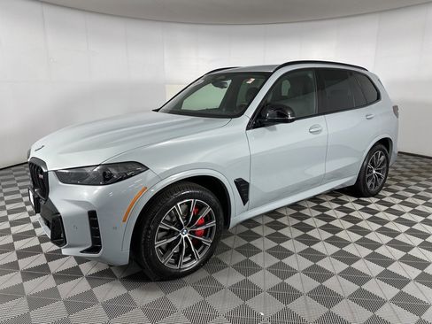 Used 2026 BMW X5 M60i w/ Climate Comfort Package image 5