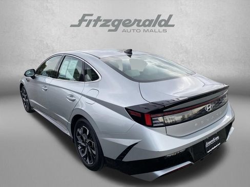 Used 2024 Hyundai Sonata SEL FWD image 8
