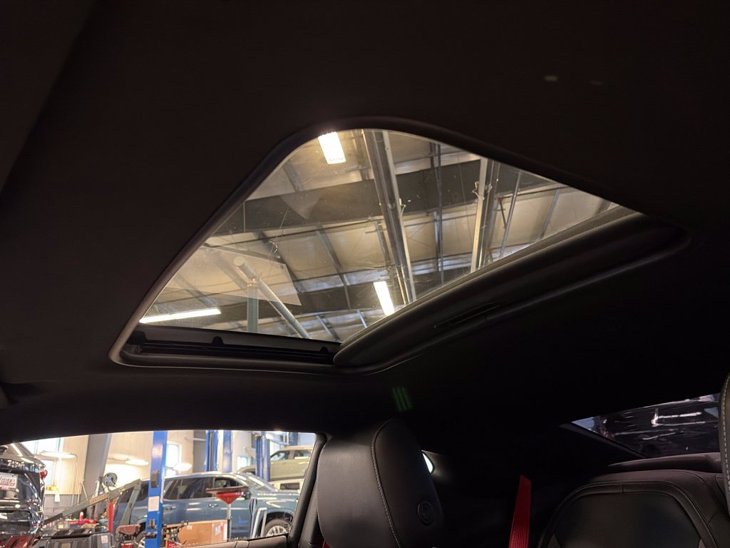 Used 2023 Chevrolet Camaro SS RWD image 37