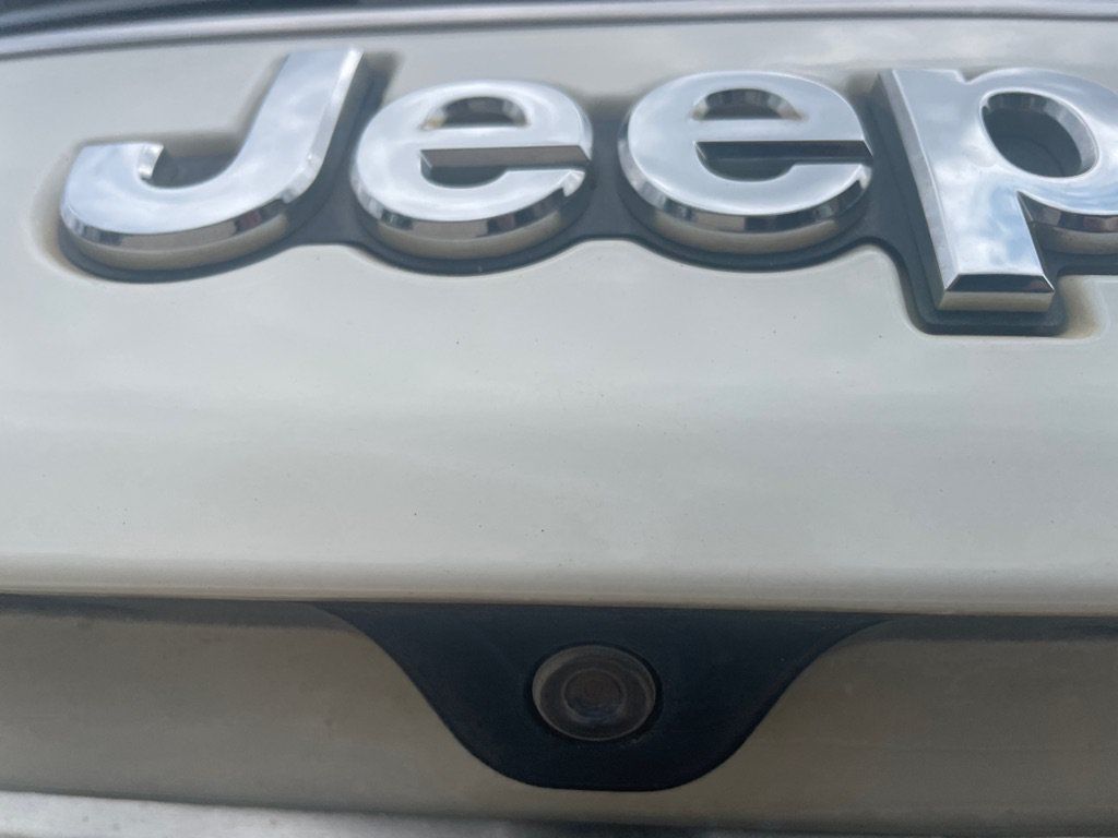 Used 2020 Jeep Compass Limited FWD image 8
