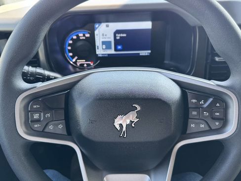 Used 2022 Ford Bronco 2-Door image 22