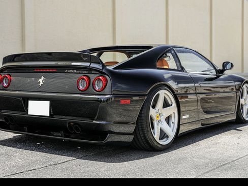 Used 1995 Ferrari F355 Berlinetta RWD image 8