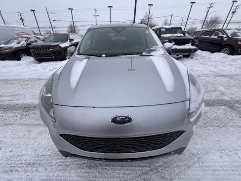 Used 2021 Ford Escape SE w/ Cold Weather Package image 8