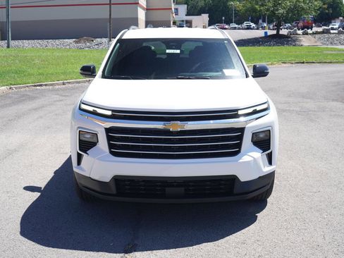 New 2026 Chevrolet Traverse LT image 9