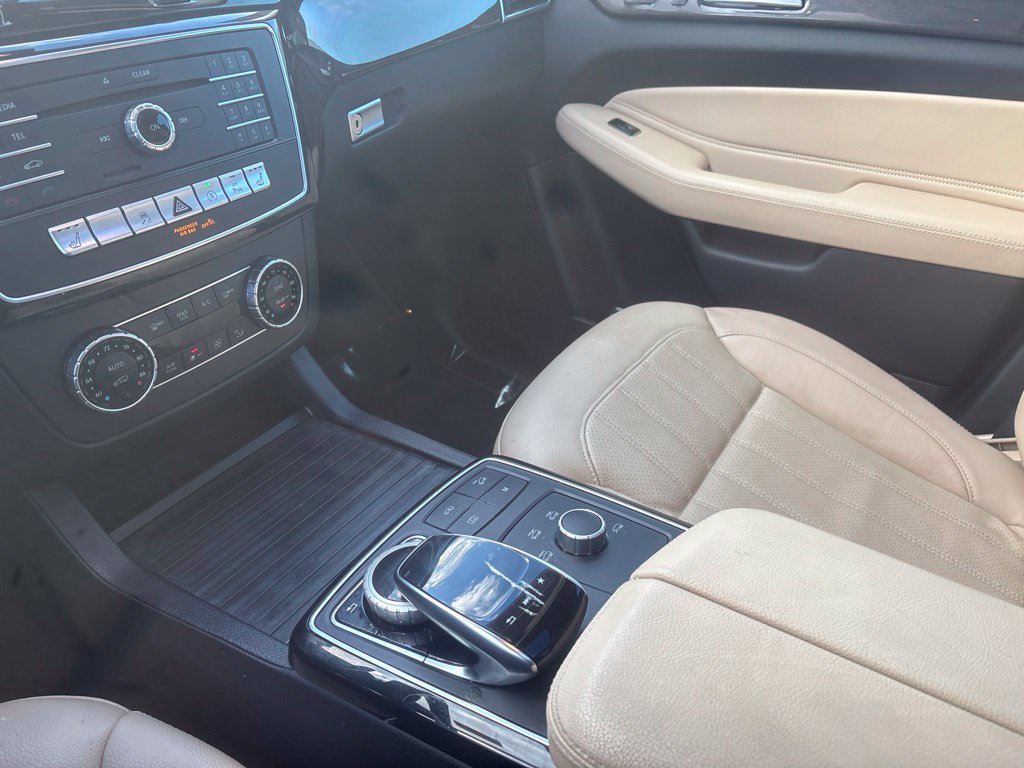 Used 2019 Mercedes-Benz GLS 450 4MATIC image 20