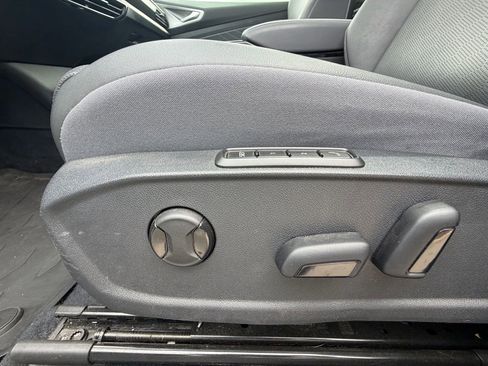 Used 2023 Volkswagen ID.4 Pro S Plus AWD/4WD image 18