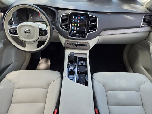 Used 2025 Volvo XC90 B6 Plus w/ Protection Package Premier image 35