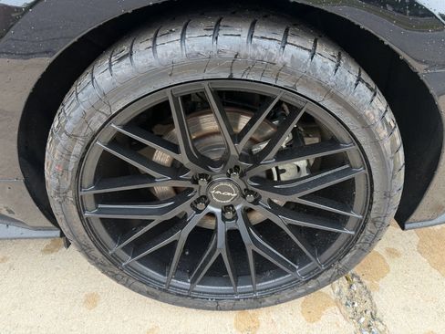 Used 2019 Ford Mustang GT RWD image 22