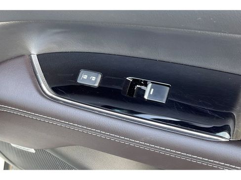 Certified 2025 MAZDA CX-5 Signature image 23