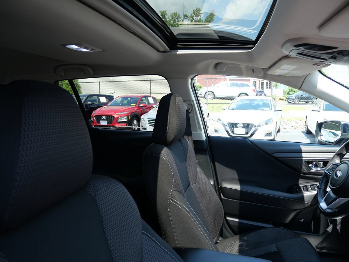 Used 2023 Subaru Outback Premium AWD/4WD image 28