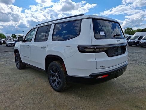 New 2026 Jeep Grand Wagoneer Limited AWD/4WD image 3