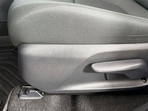 Certified 2025 Toyota RAV4 LE image 44