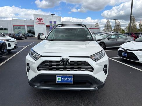 Used 2021 Toyota RAV4 Limited AWD/4WD image 2