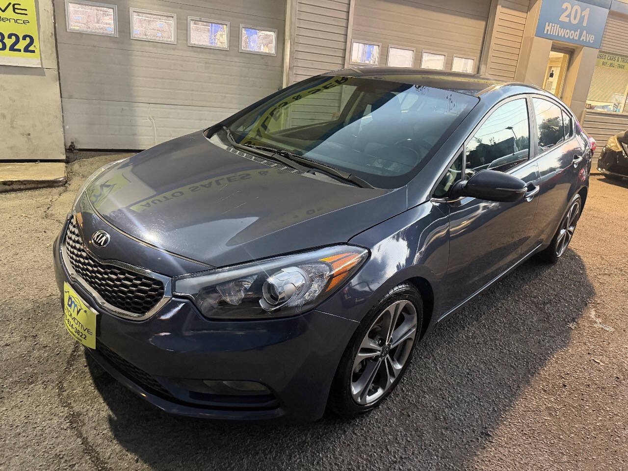 Used 2016 Kia Forte EX FWD image 2