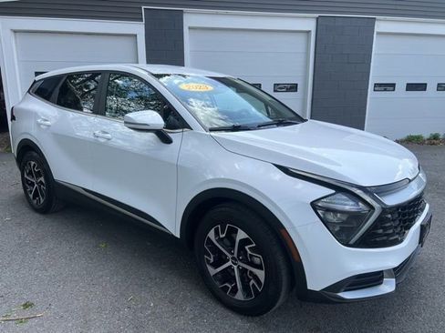Used 2023 Kia Sportage EX FWD image 6