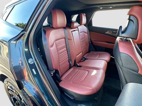 Certified 2024 Kia Sportage SX image 28