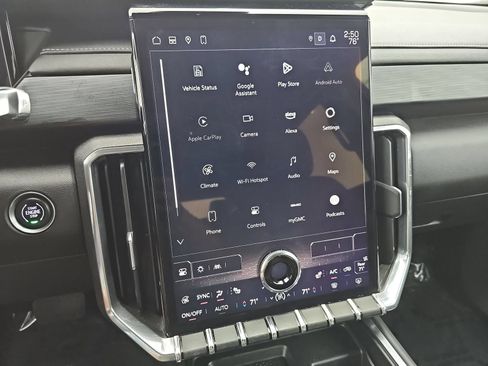 Used 2024 GMC Acadia Elevation FWD image 27