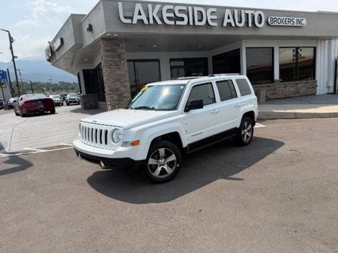 Used 2016 Jeep Patriot High Altitude AWD/4WD image 2
